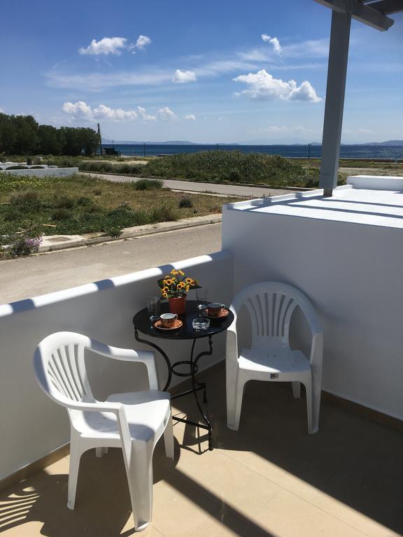 Boussetil Apartment Tinos ภายนอก รูปภาพ