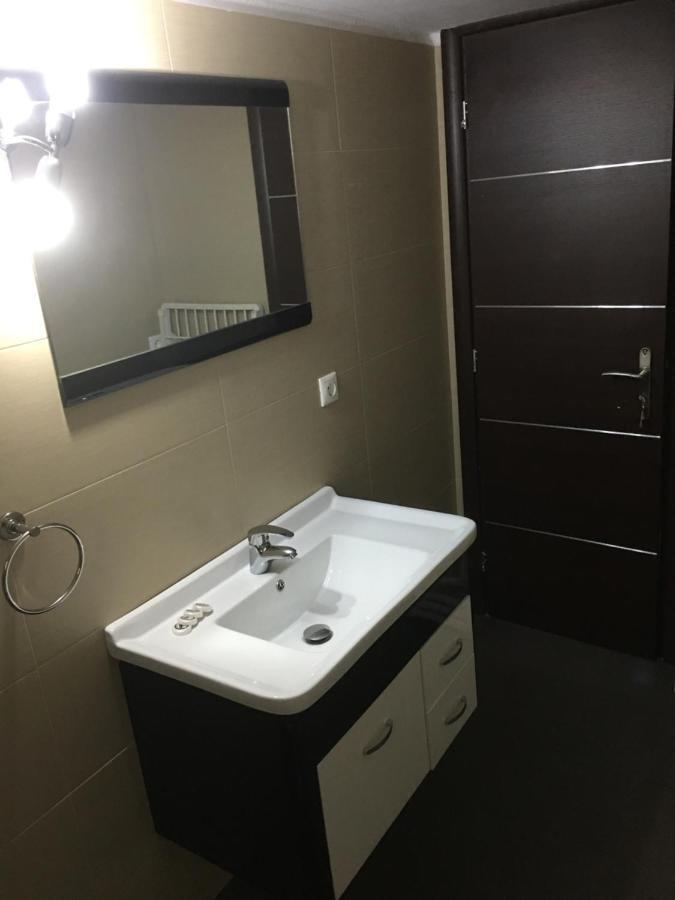 Boussetil Apartment Tinos ภายนอก รูปภาพ