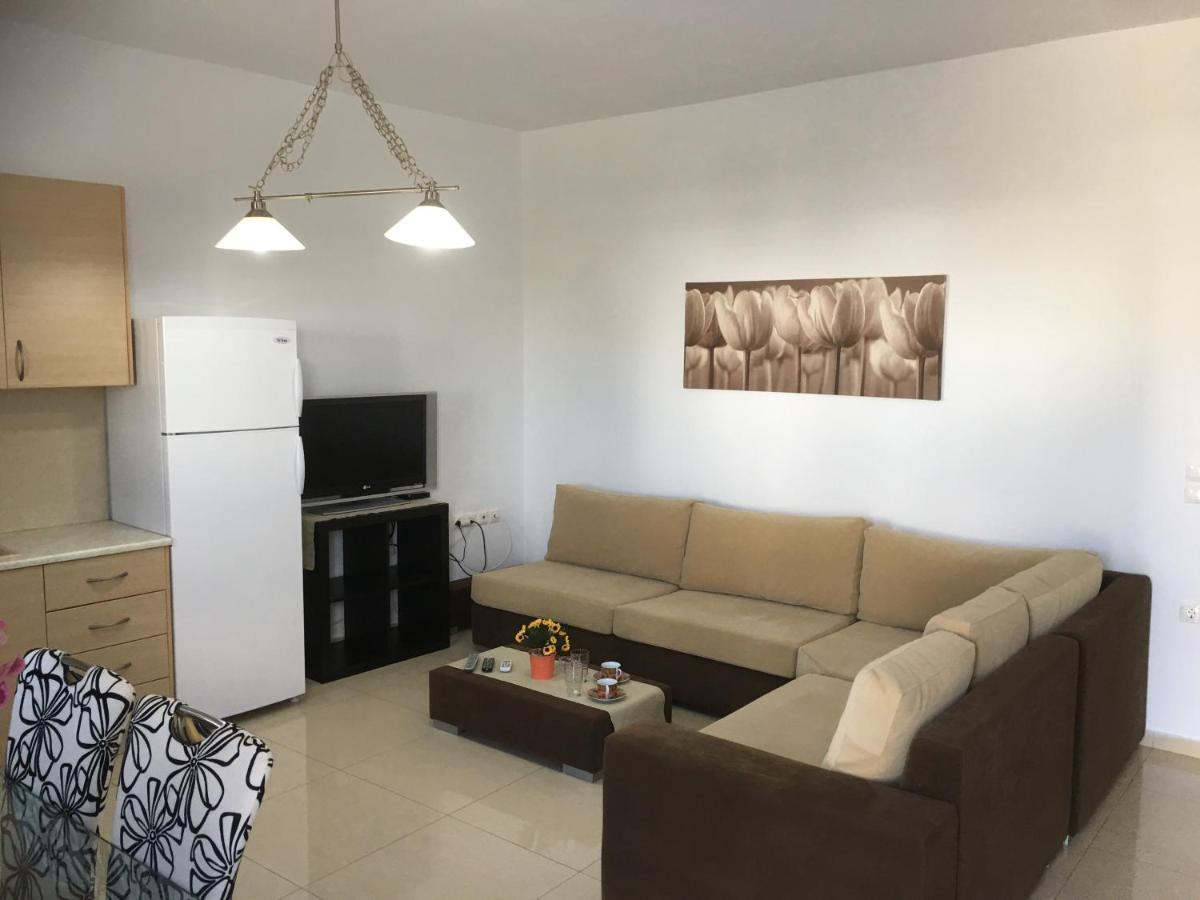 Boussetil Apartment Tinos ภายนอก รูปภาพ